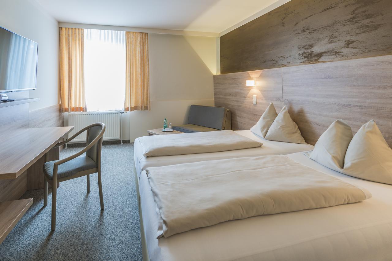 Sporthotel Капфенберг Екстериор снимка